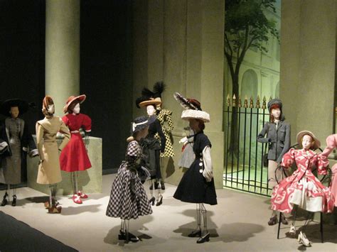 dior theatre de la mode|dior doll fashion designer.